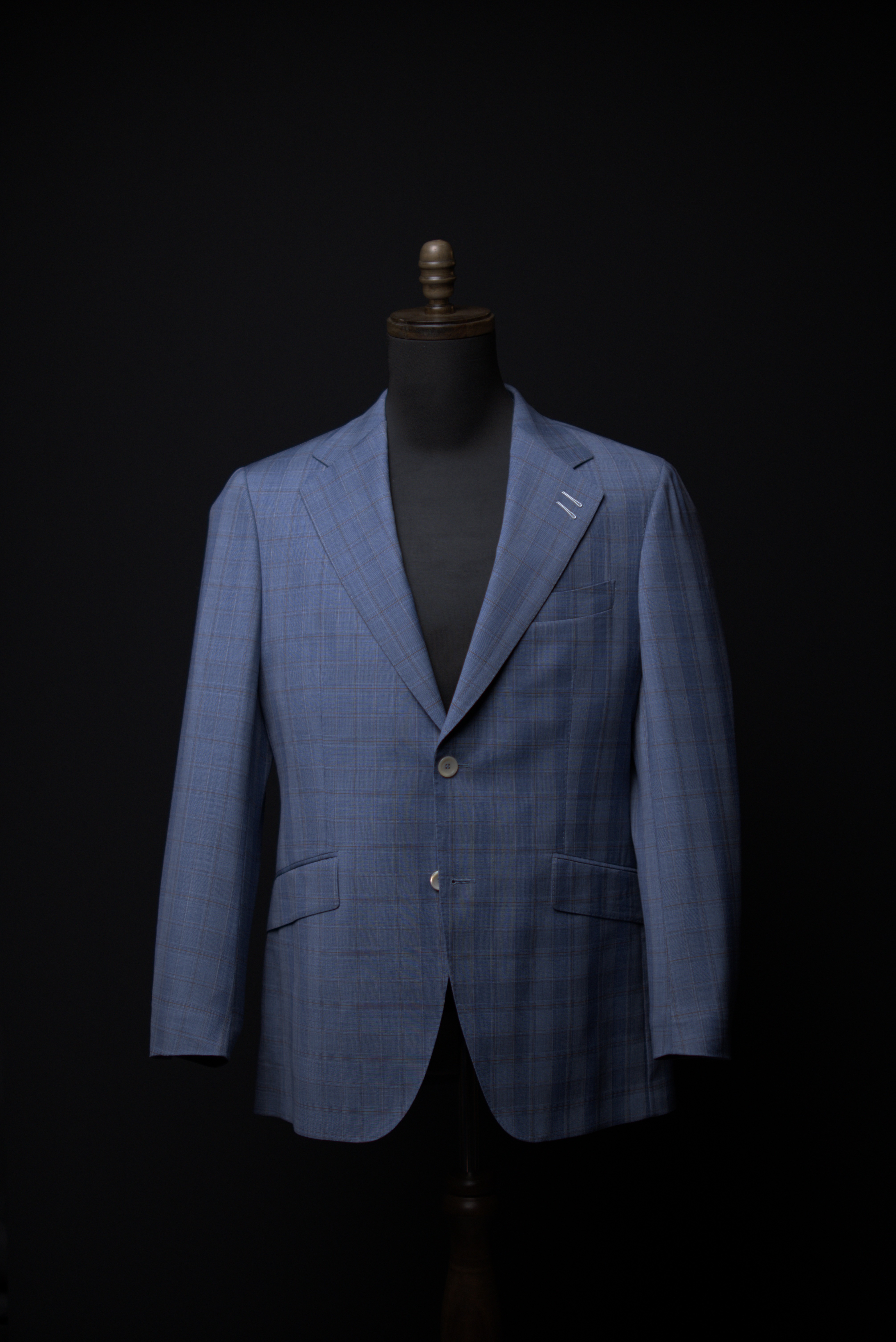 Light blue plaid · single-breasted · two-button · notch lapel