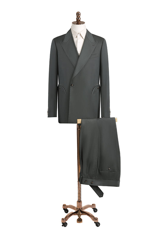 Bespoke forest green herringbone suit – luxury men’s fashion with custom tailored fit